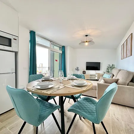 Torres De Yomely - M6d * Плая-де-лас-Америкас