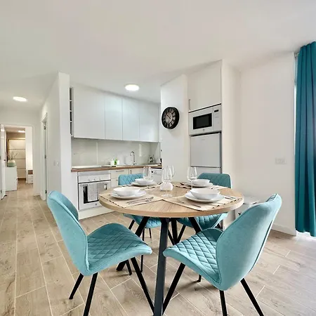 Torres De Yomely - M6d * Плая-де-лас-Америкас