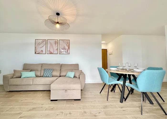 Torres De Yomely - M6d * بلايا ذي لاس أميريكاس