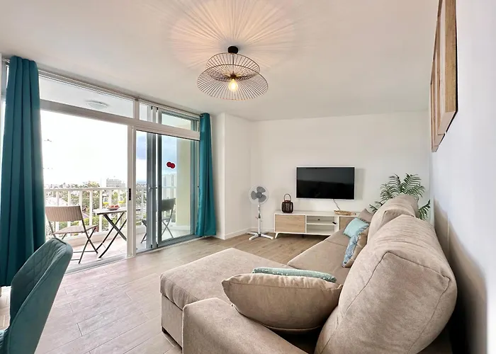 Torres De Yomely - M6d