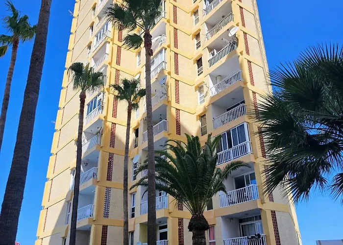 Torres De Yomely - M6d * Playa de las Américas